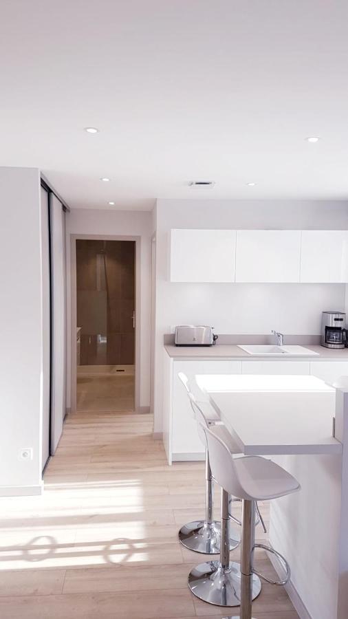 Le White Cosy A 5 Minutes Du Lac Avec Parking Privatif Gratuit Annecy Exterior foto